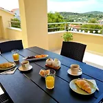 Leona Appartement